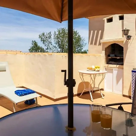 Paraiso Penthouse アパート *